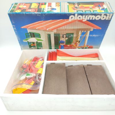 Playmobil 3771 Chalet de vacances Vintage – Image 2