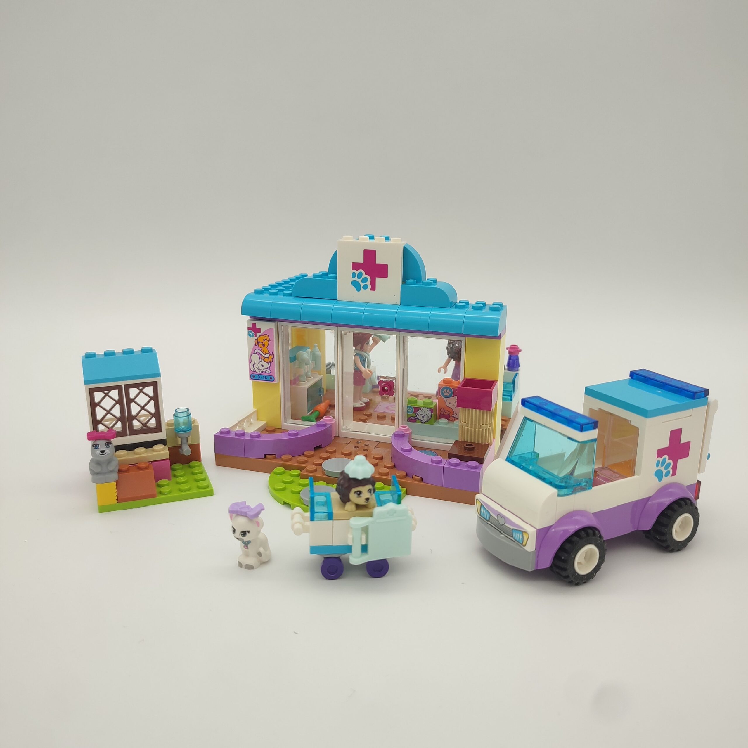Scène Lego Vétérinaire 10728
